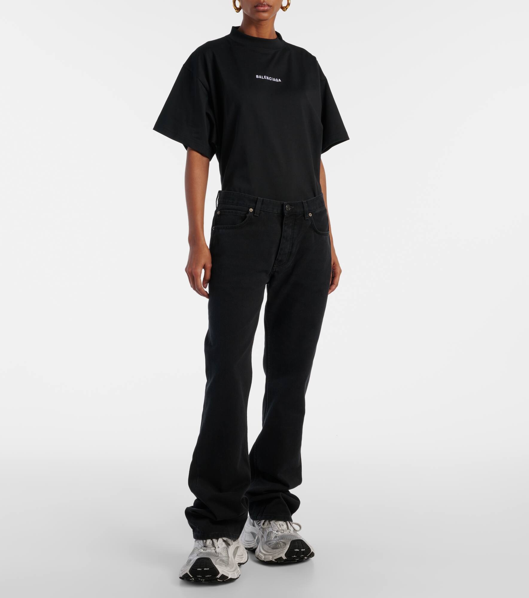 Mid-rise straight jeans - 7