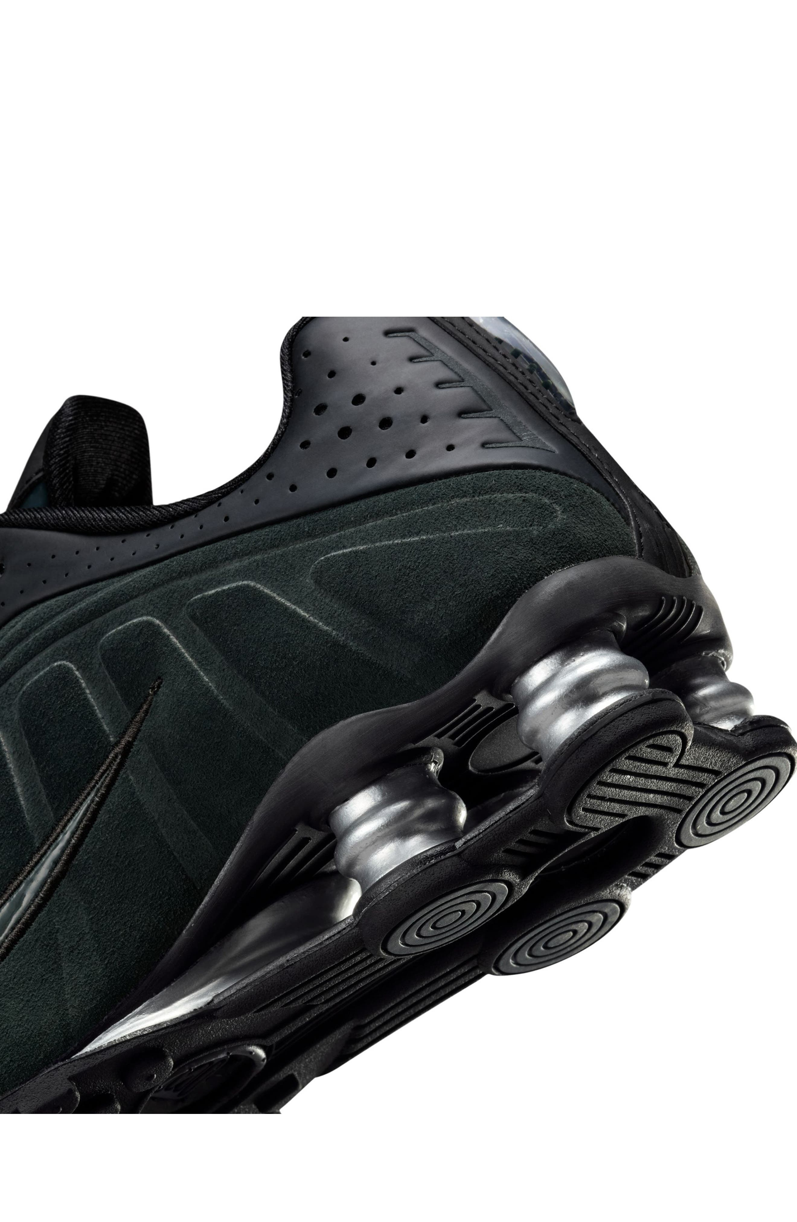 Nike Shox R4 Sneaker in Black/Seaweed/Silver at Nordstrom - 8