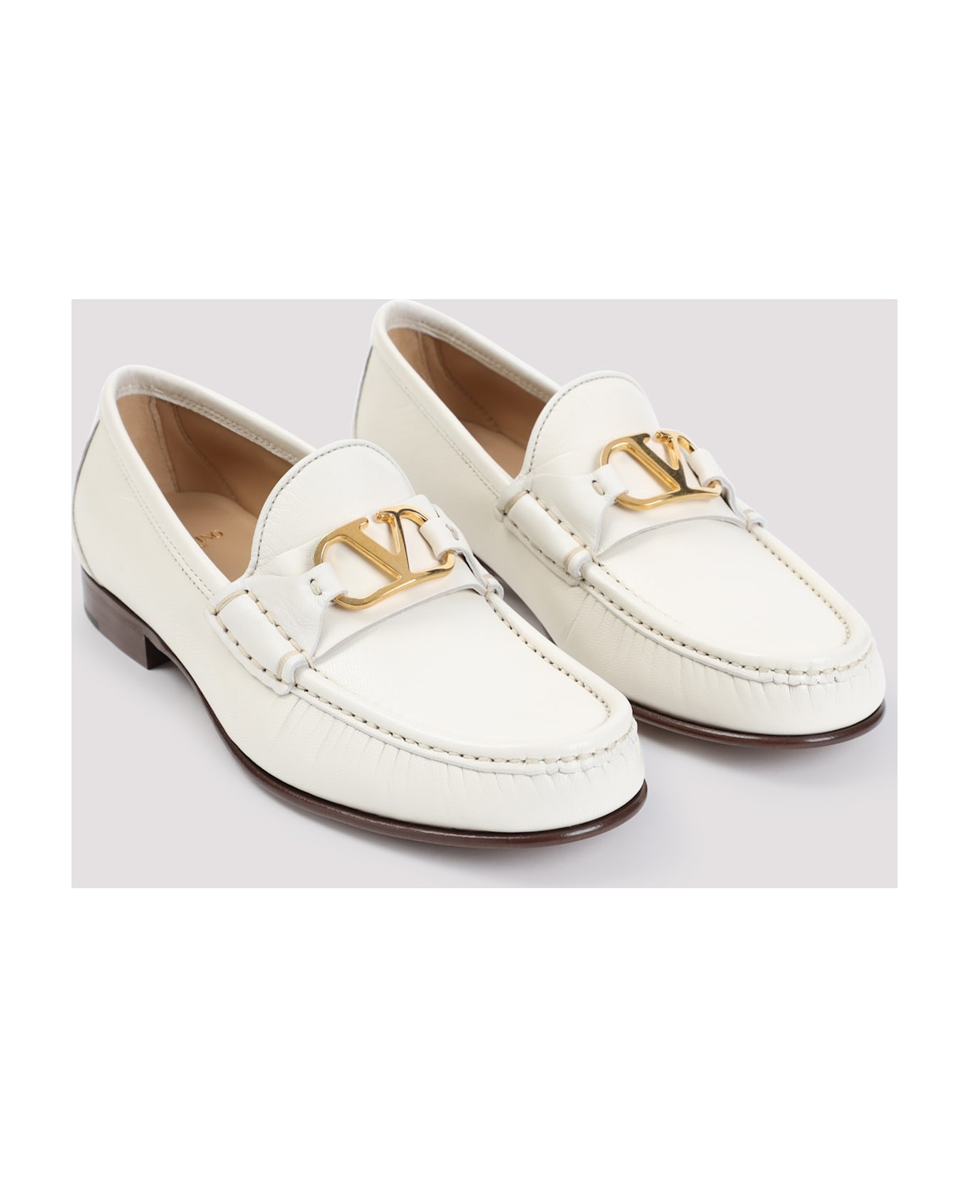 V Logo Signature Loafer - 5