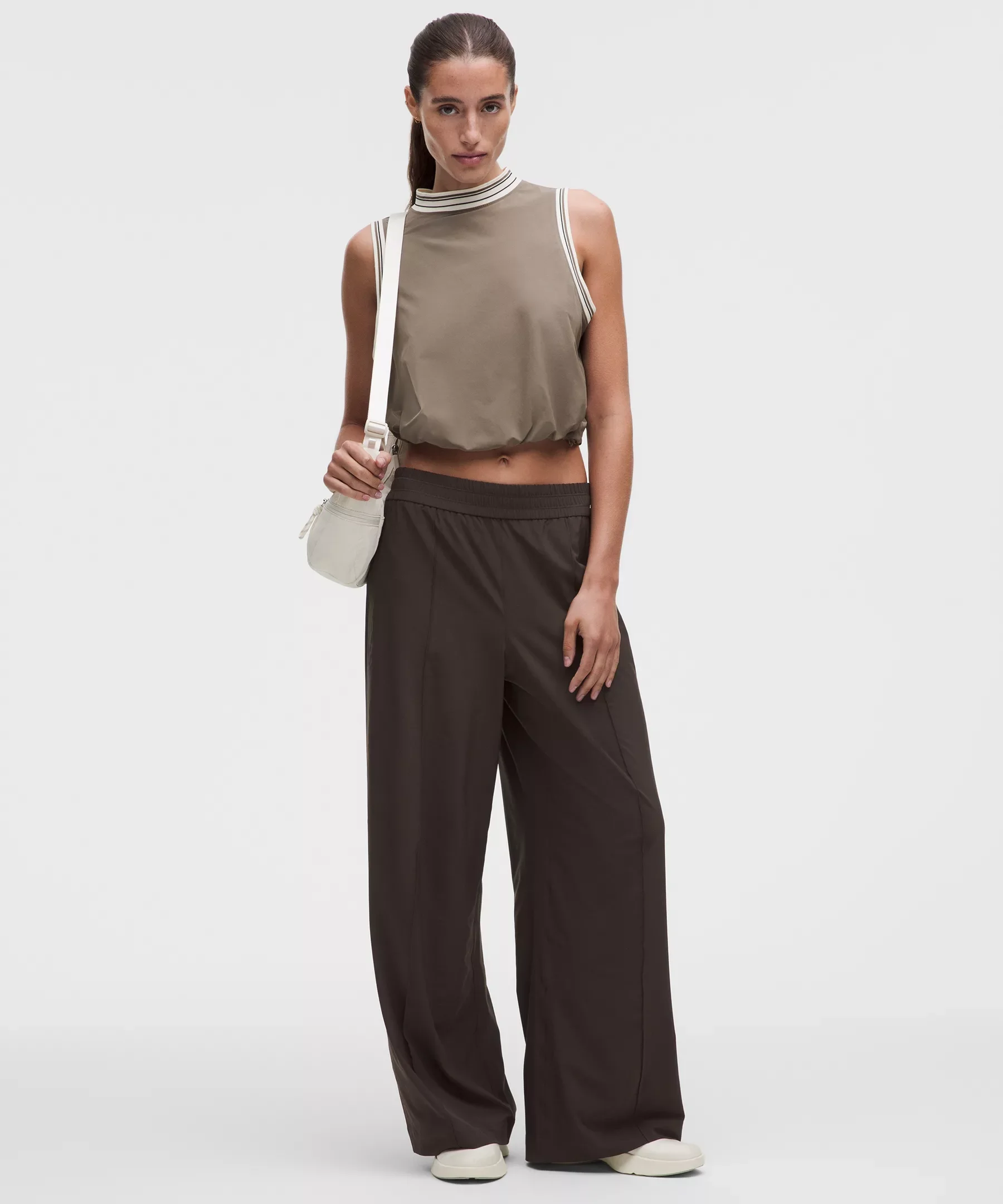 Breezily Mid-Rise Pant *Short - 1