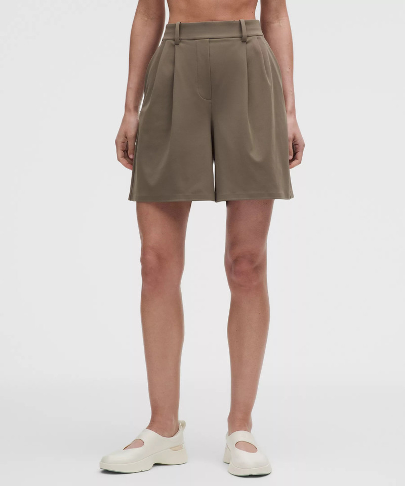 lululemon Daydrift Pleated High-Rise Short 7" outlook