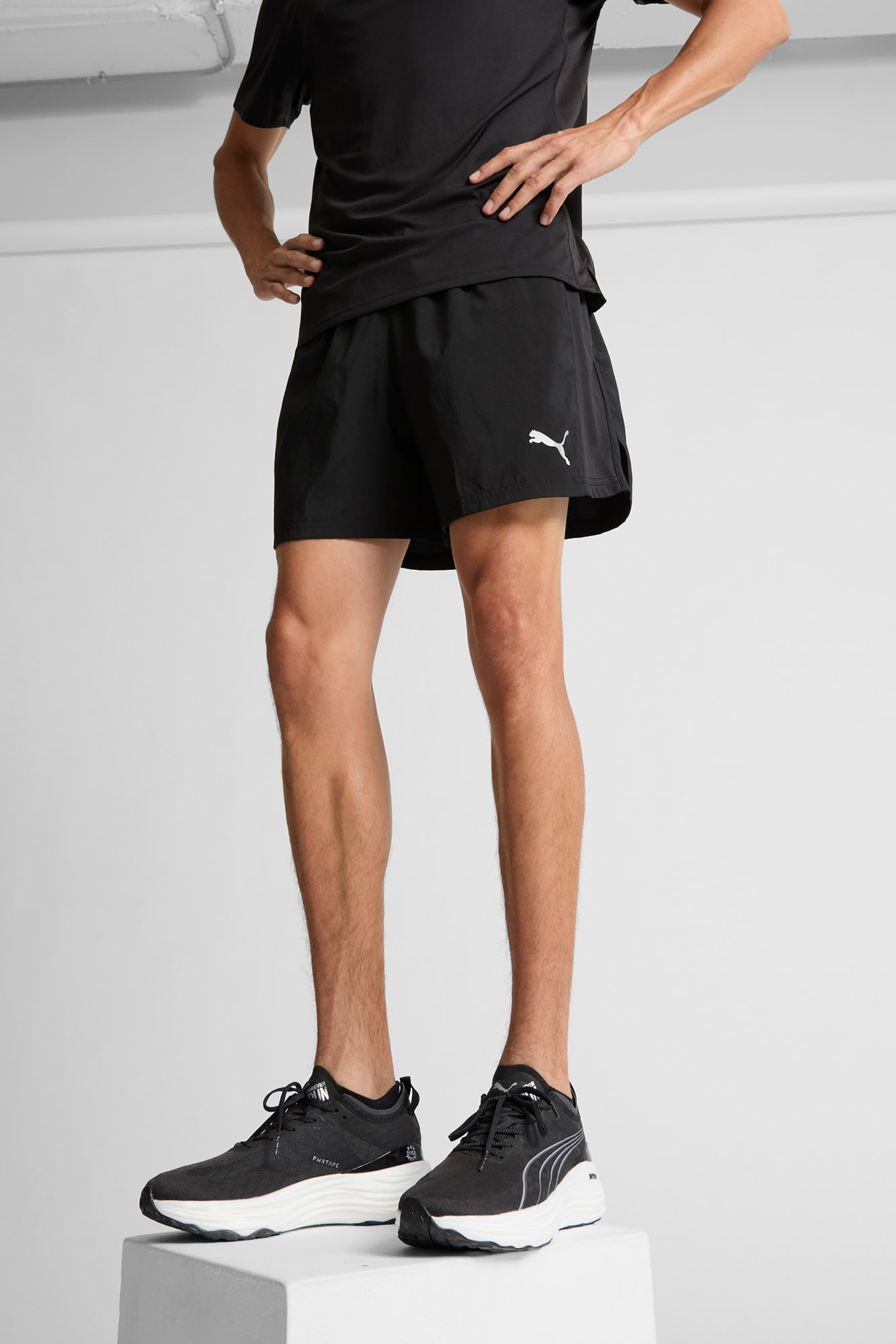 RUN FAVORITE VELOCITY Men's 5" Shorts - 3