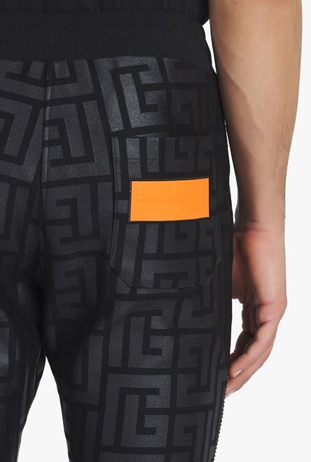 Black eco-designed cotton sweatpants with maxi dark orange Balmain monogram - 8