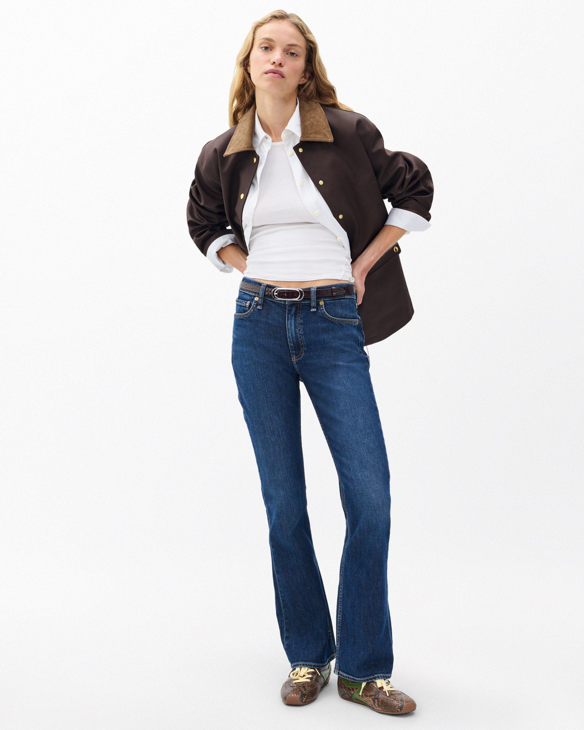 Peyton Bootcut Jeans
Vintage Stretch in Rhinebeck - 3