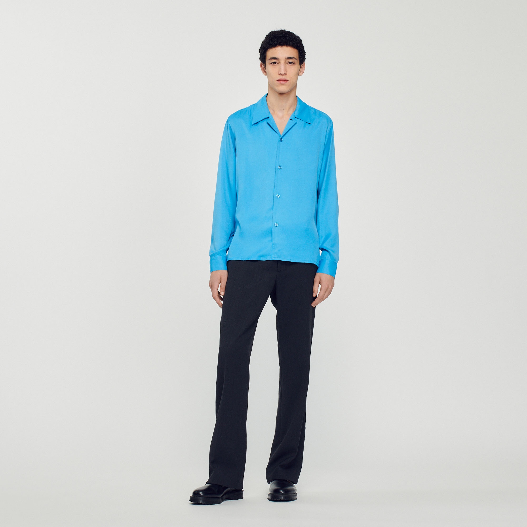 Floaty shirt with spread collar - 4