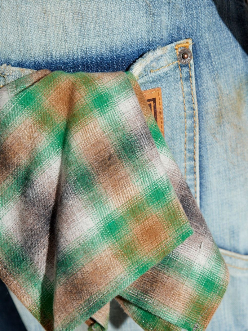 distressed cropped jeans 4