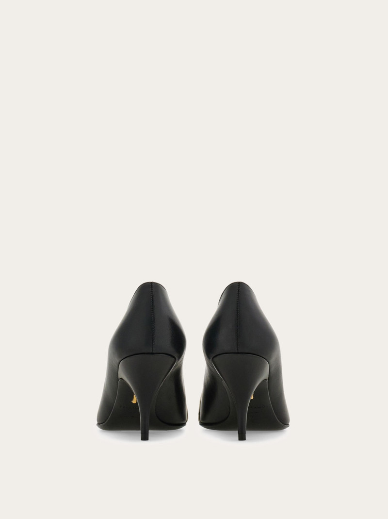 Pump with mini bow detail 5
