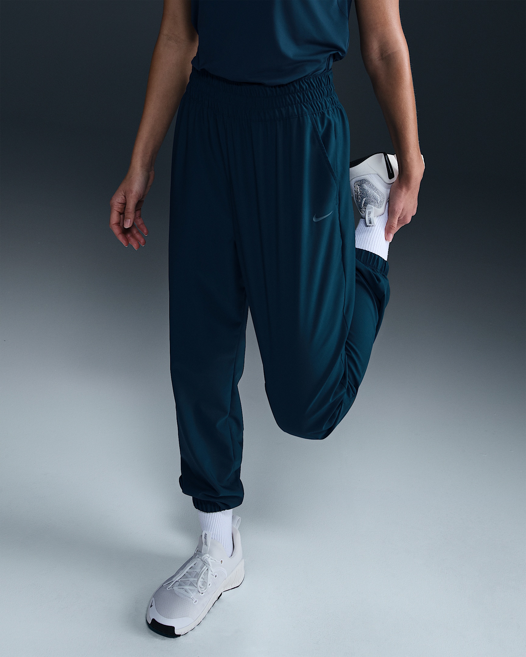 Nike One Women's Dri-FIT High-Waisted 7/8 Joggers - 2