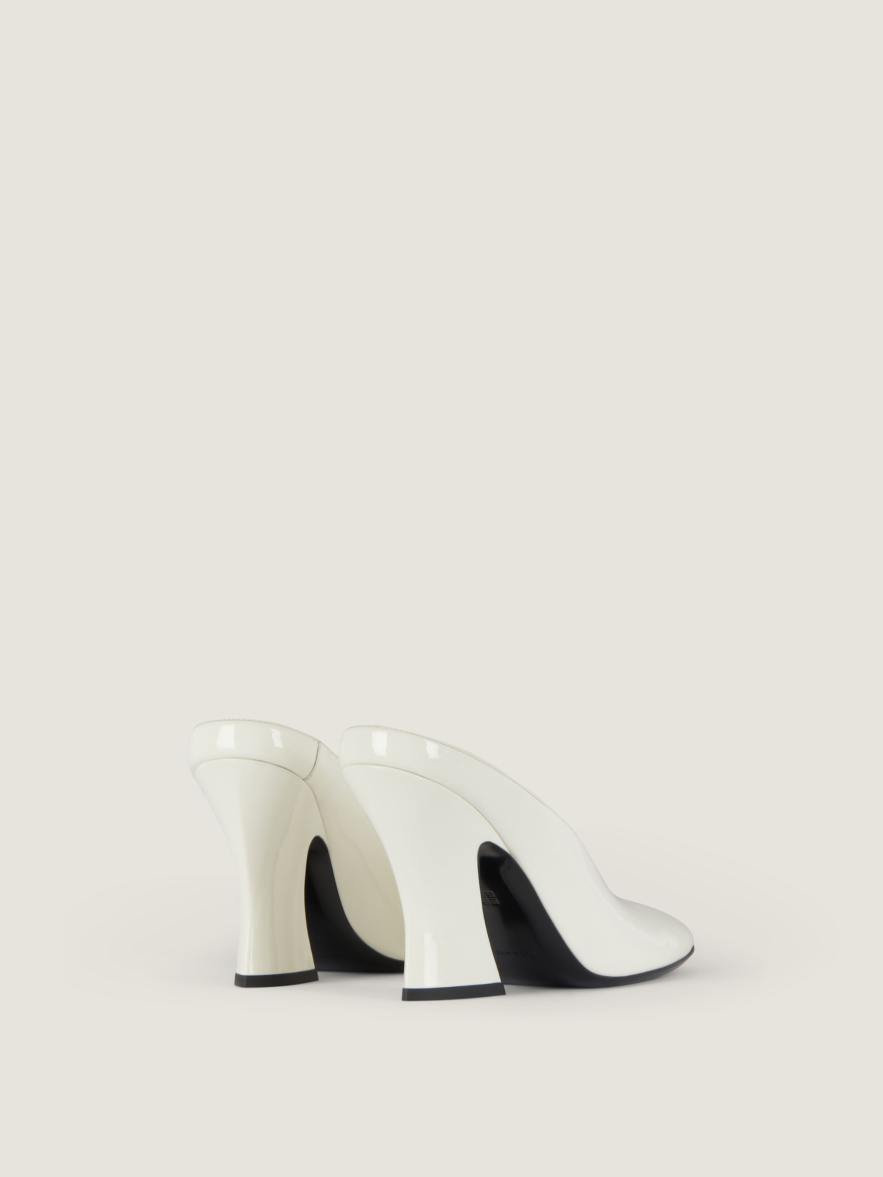 SCULPTED HEELED MULES IN PATENT LEATHER - 4