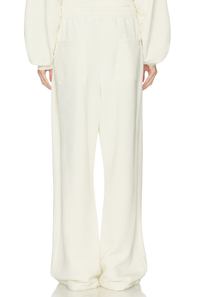 The Full Sweatpants in Fleece 4