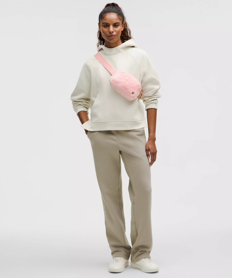 lululemon Everywhere Belt Bag *Plush Fleece outlook