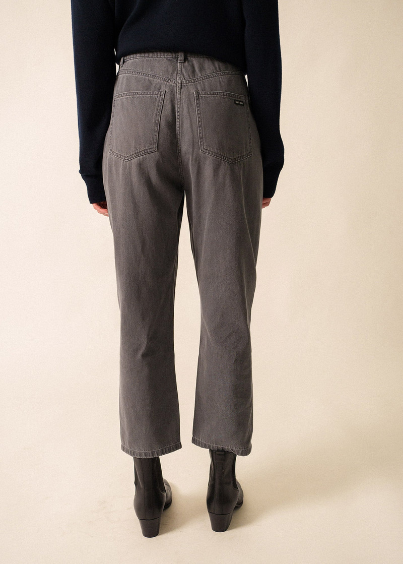 ZELIE Mom Fit Pants 3