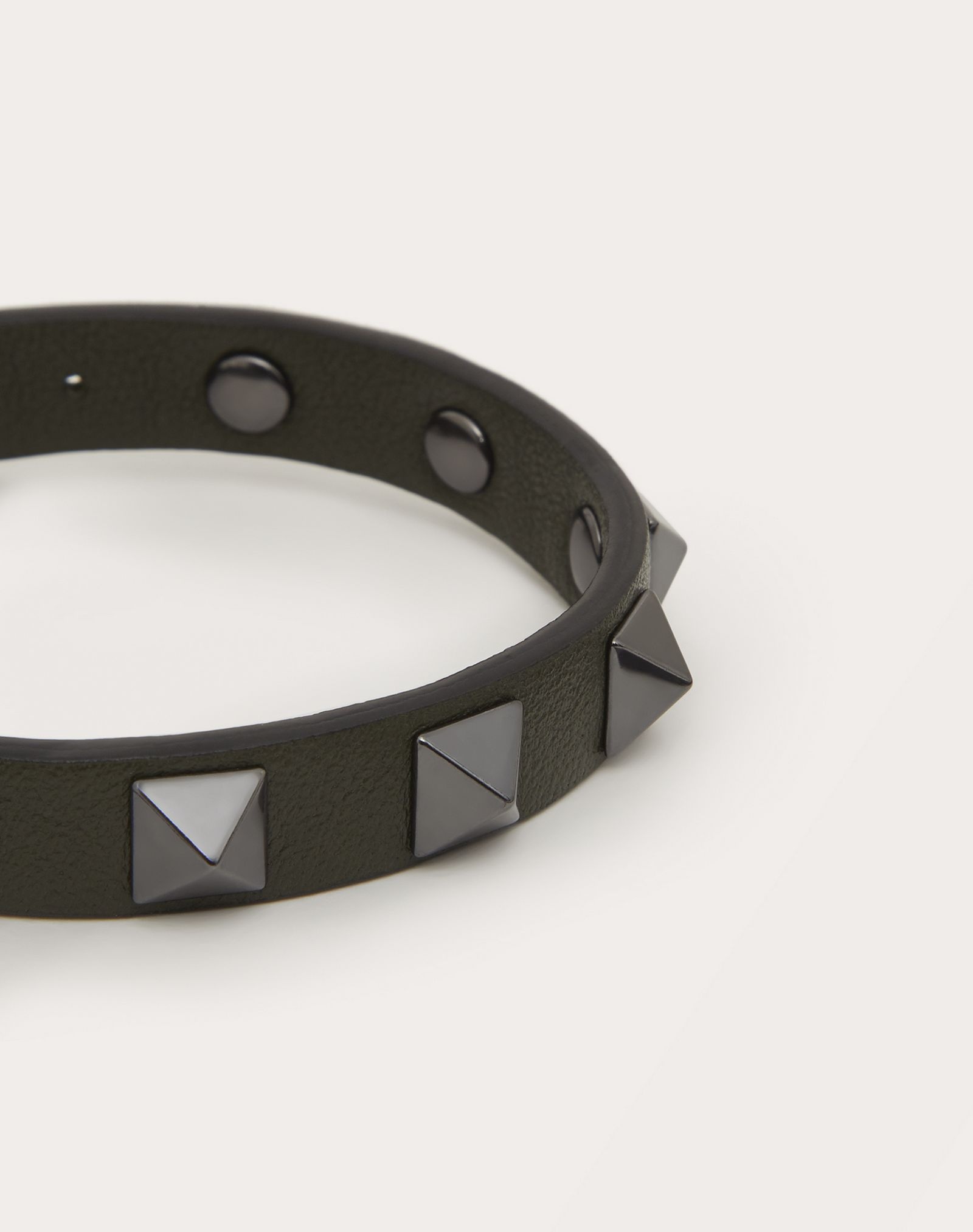 Rockstud leather bracelet with ruthenium studs - 2