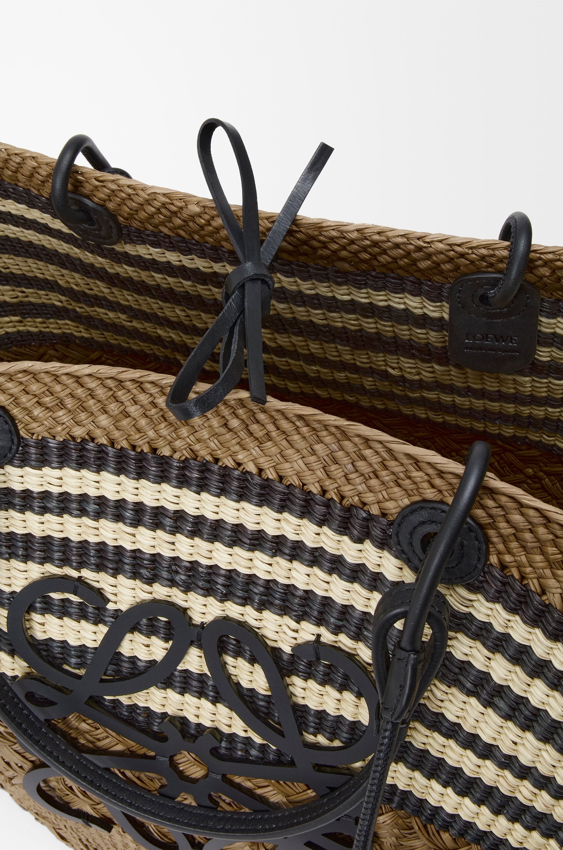 Large Anagram basket in iraca palm and calfskin - 6