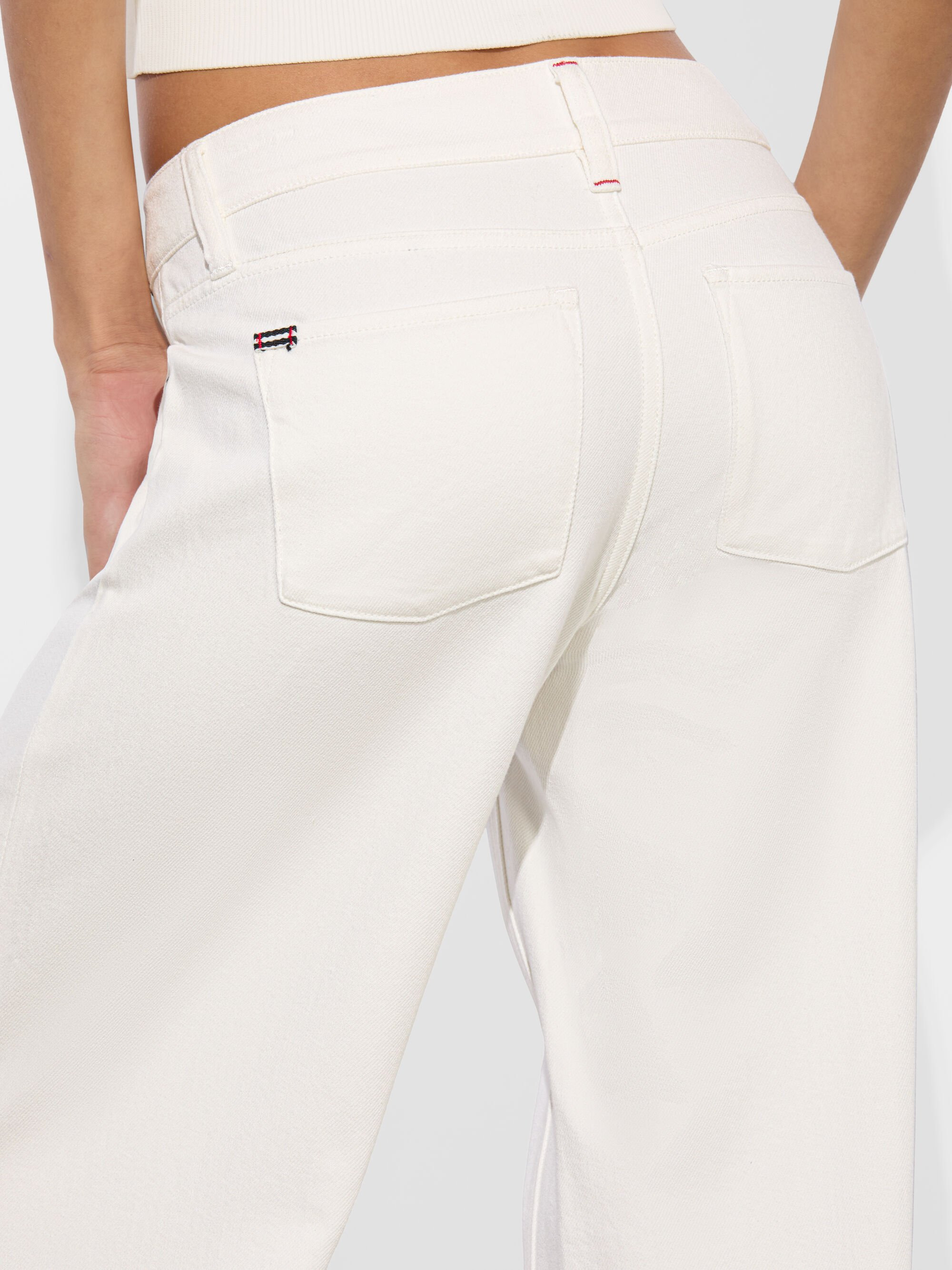 AMAZING JEAN - 5