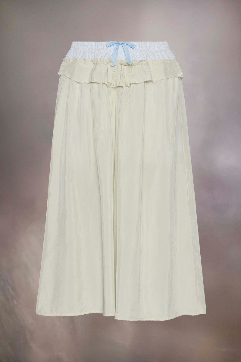 Anonymity of the lining skirt 1