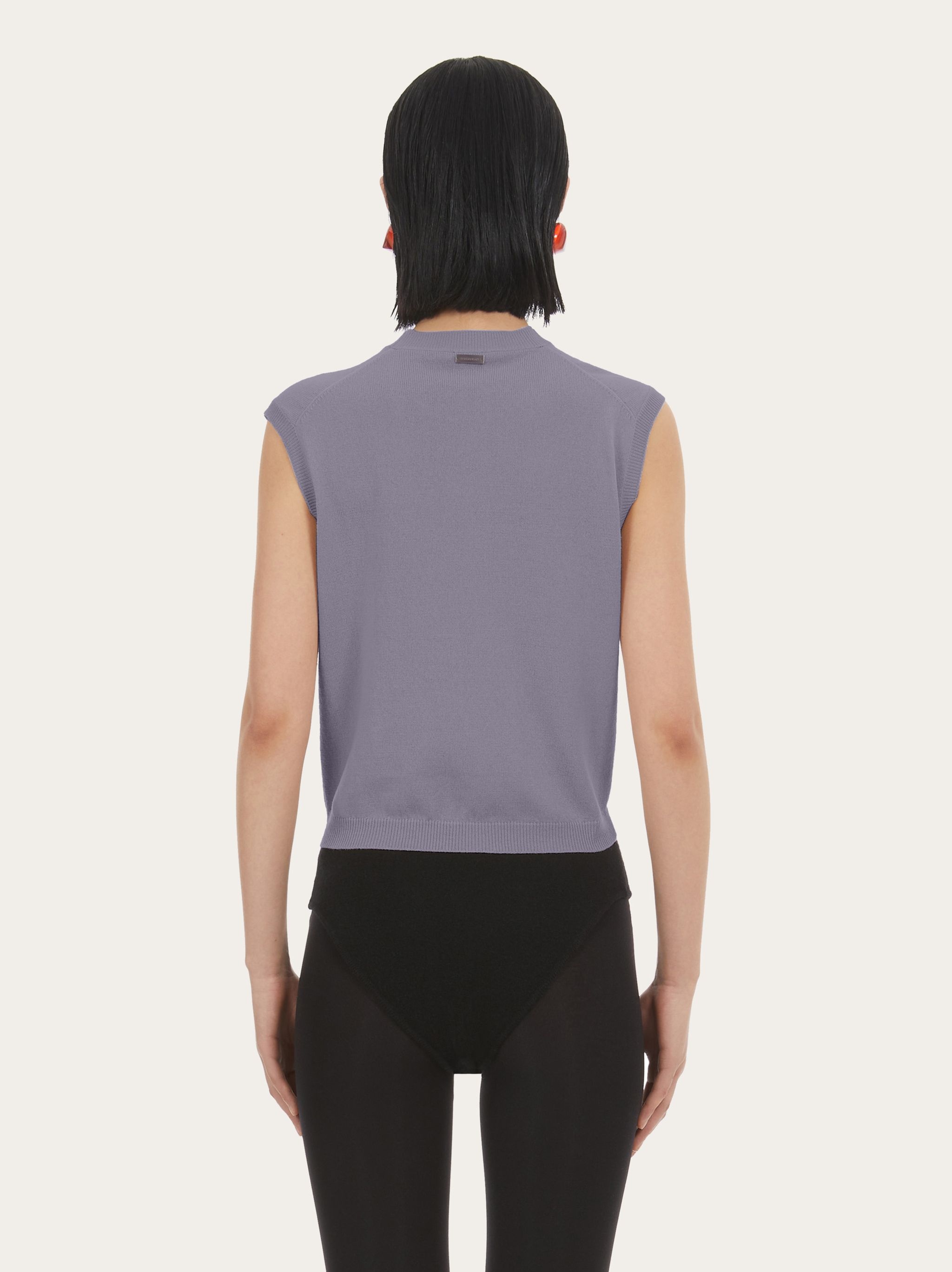 Sleeveless top - 3