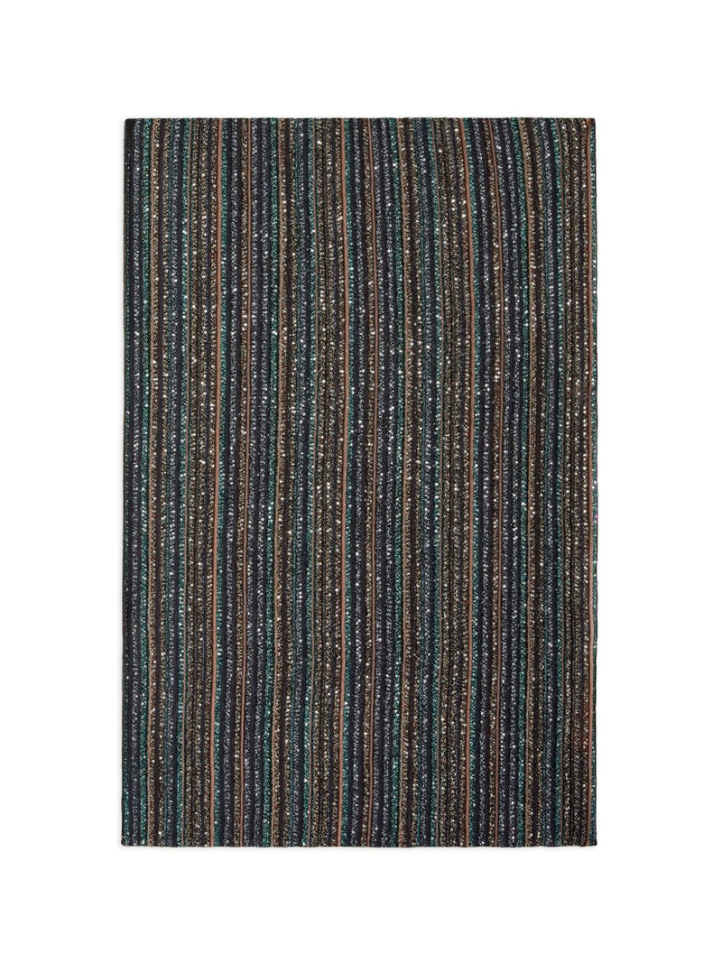 striped-pattern scarf 1