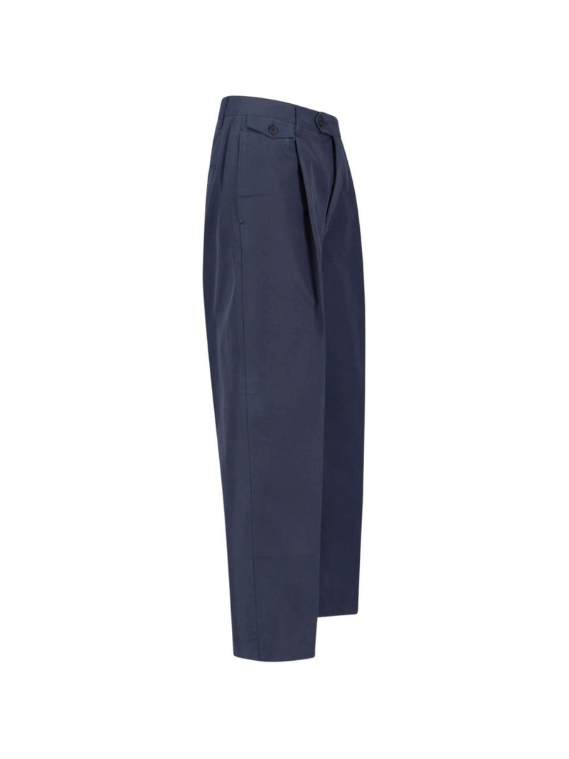 front-pleat trousers 3