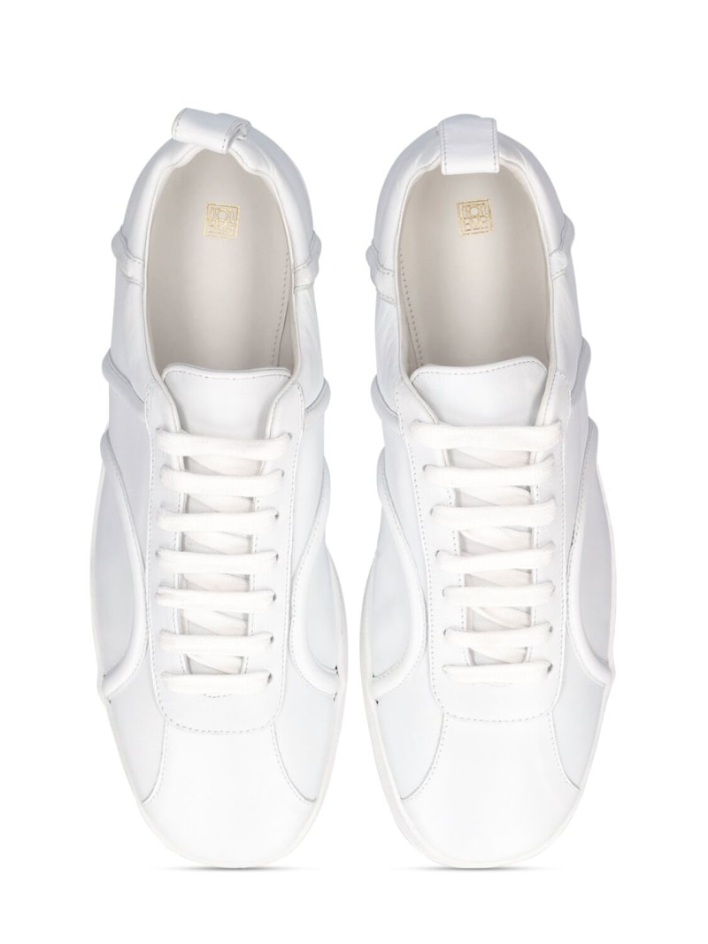 Toteme レザースニーカー 10mm Totême 10mm Leather low top sneakers | luisaviaroma | REVERSIBLE