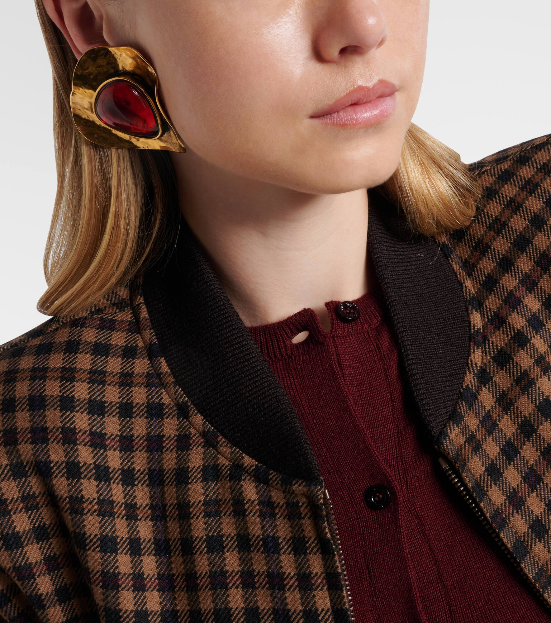 Embellished clip-on earrings - 3