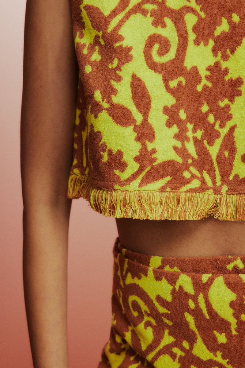 Amarillo Crop Top 3
