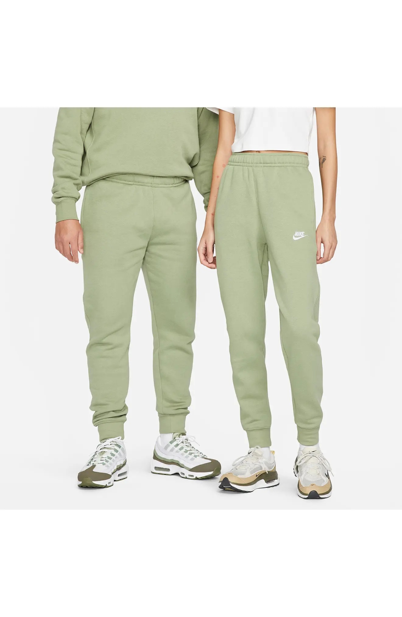 Sportswear Club Pocket Fleece Joggers in Oil Green/White - 10