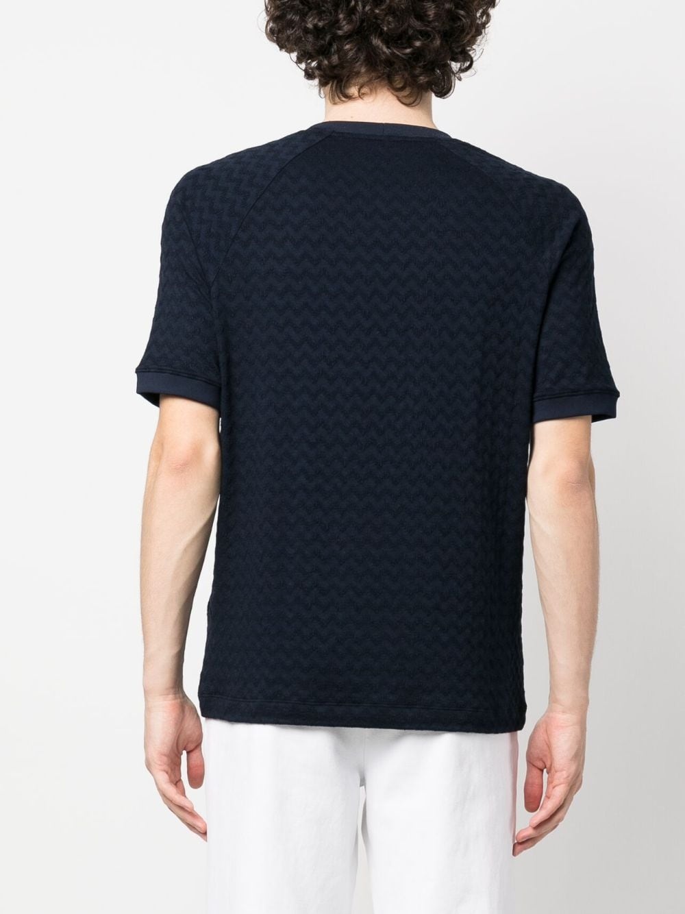 textured round neck T-shirt - 4