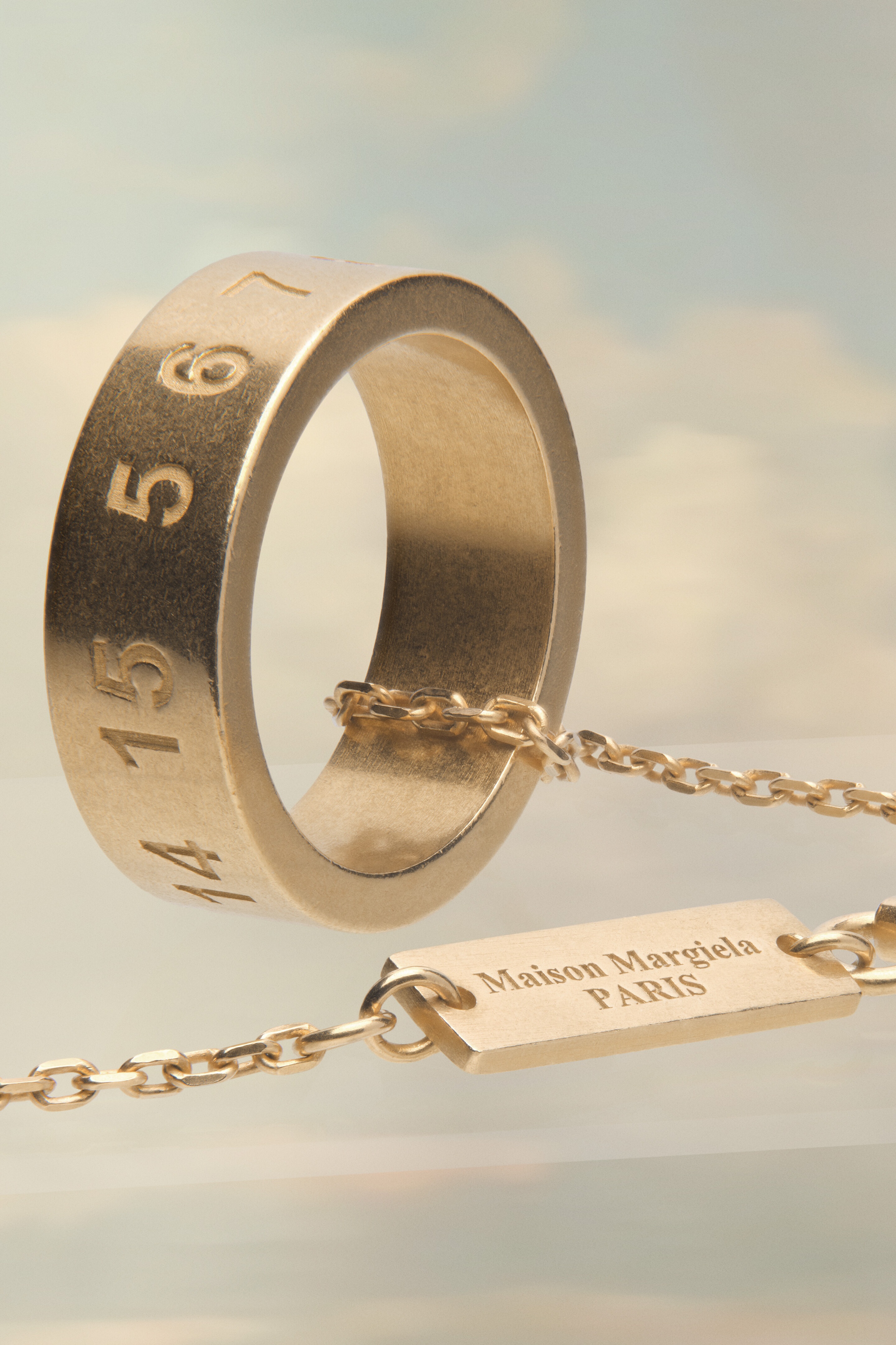 MAISON MARGIELA【関税込み＊国内発】Numerical Ring ネックレス Maison Margiela Numerical Ring Necklace | REVERSIBLE