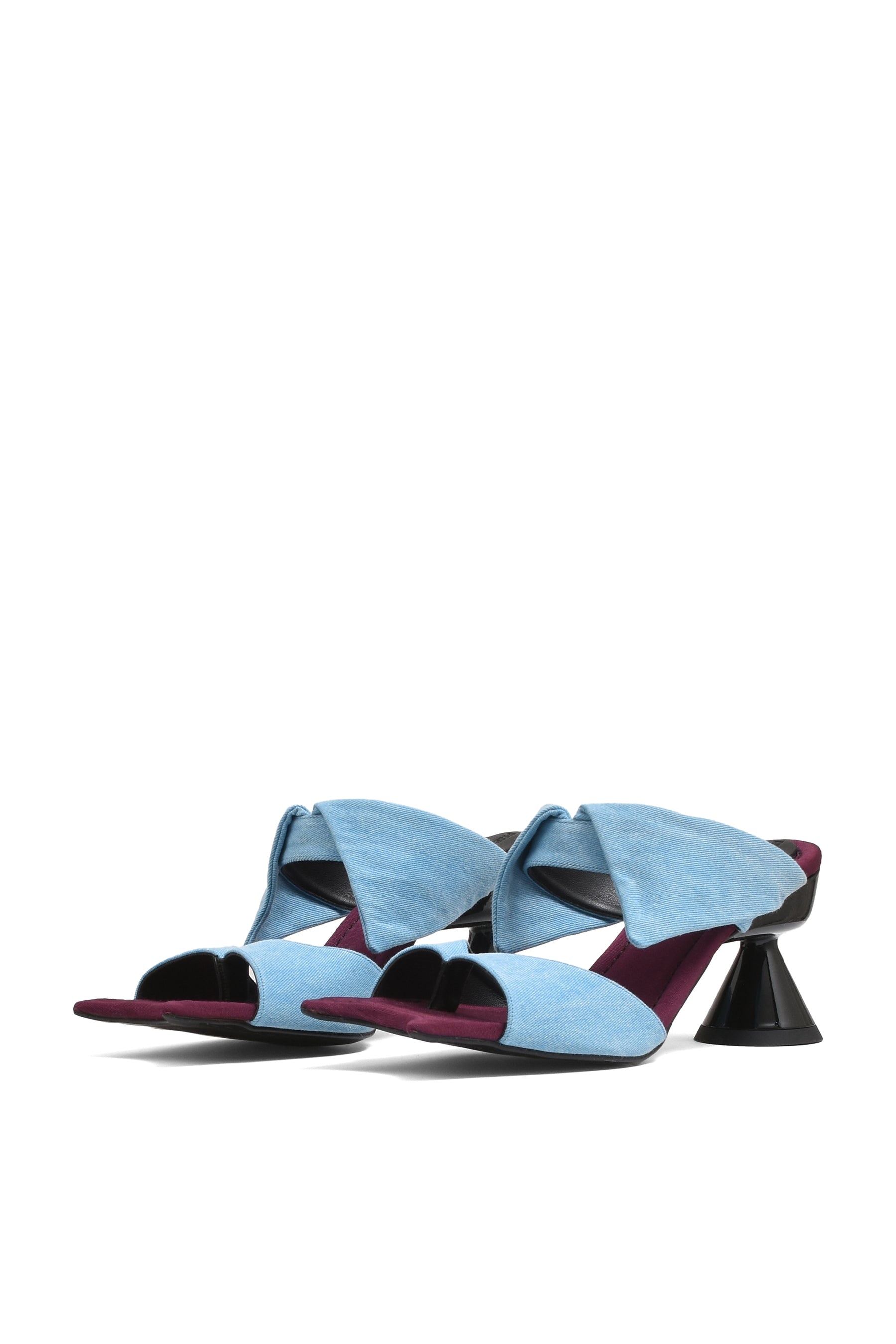 paula canovas del vas  diablo sandals Paula Canovas Del Vas Pink Diablo Shirt Sandals Paula