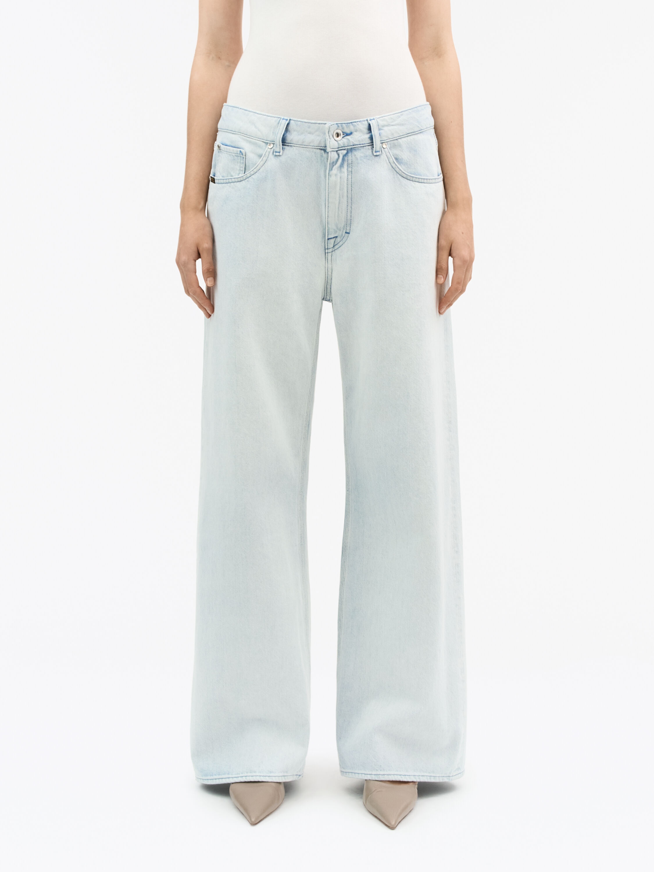 Loorna Wide Mid-rise Jeans - 4