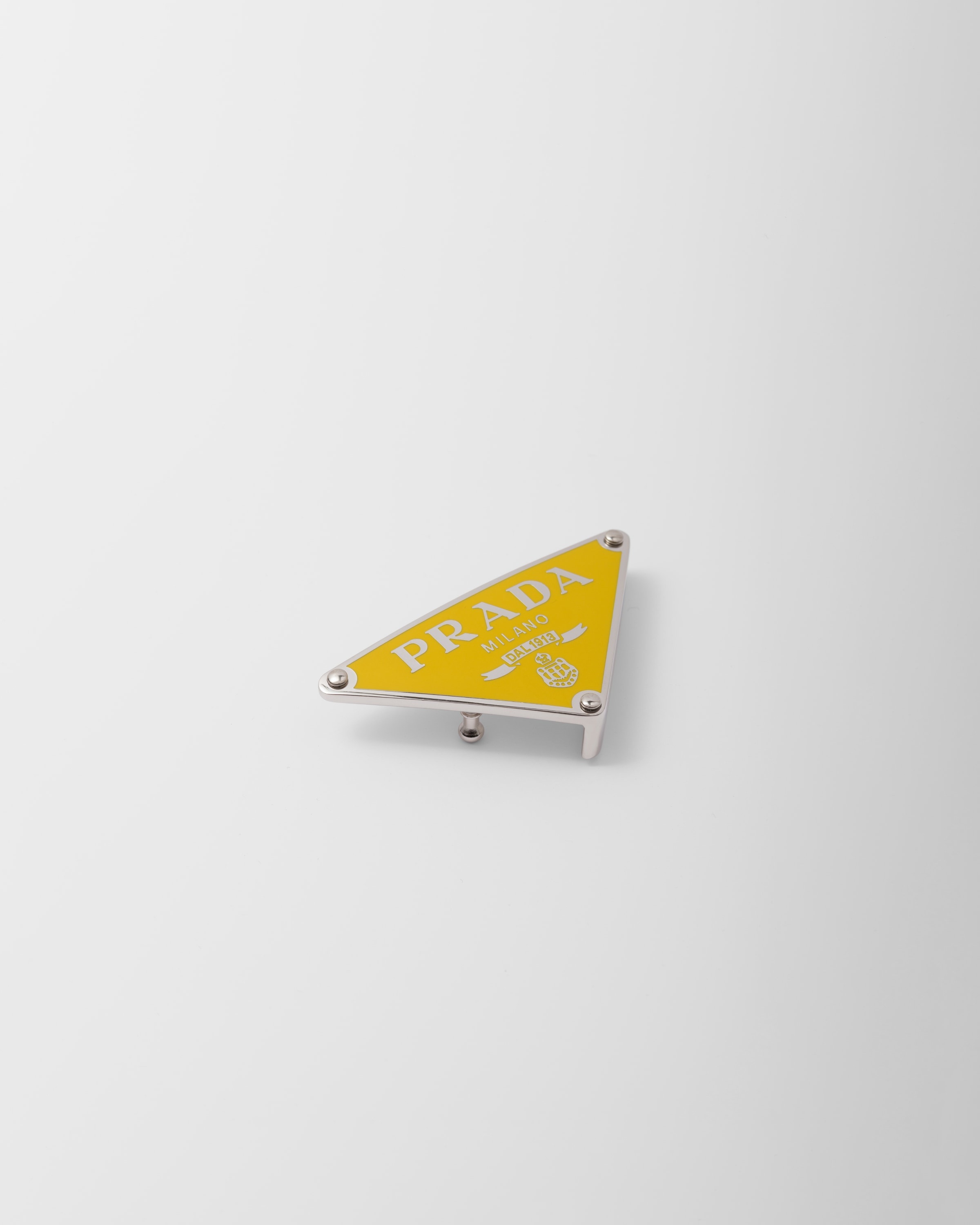 Enameled metal belt buckle 3