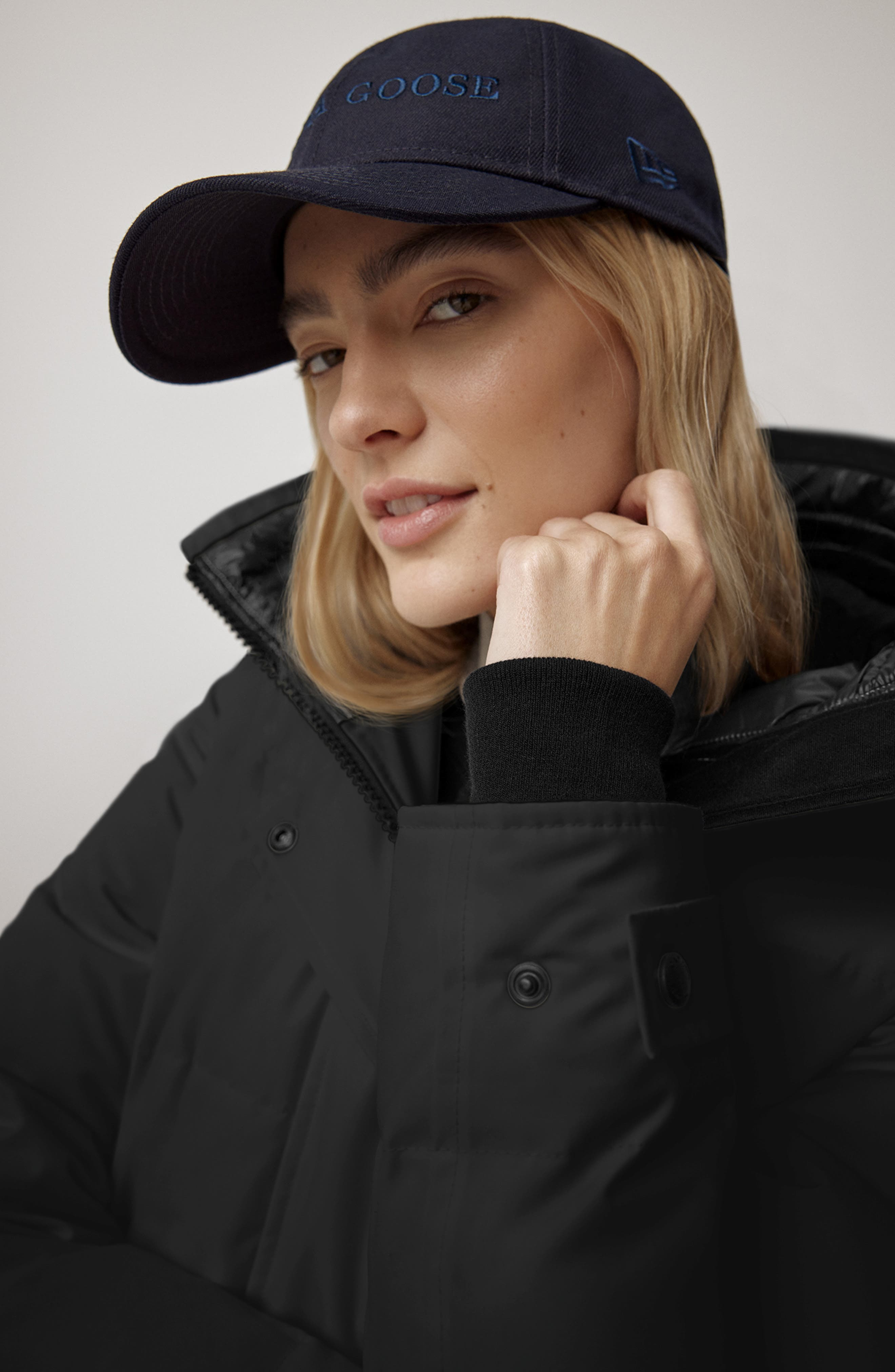 Canada Goose Shelburne Water Resistant 625 Fill Power Down Parka in Black at Nordstrom - 5