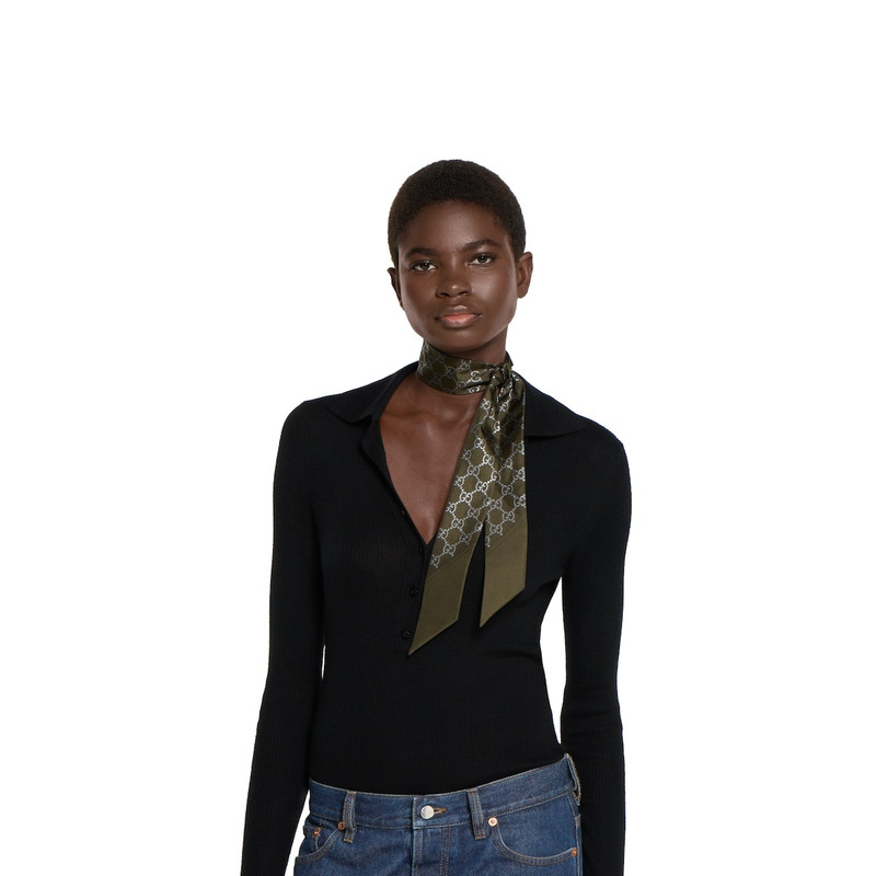 Printed silk neck bow 3