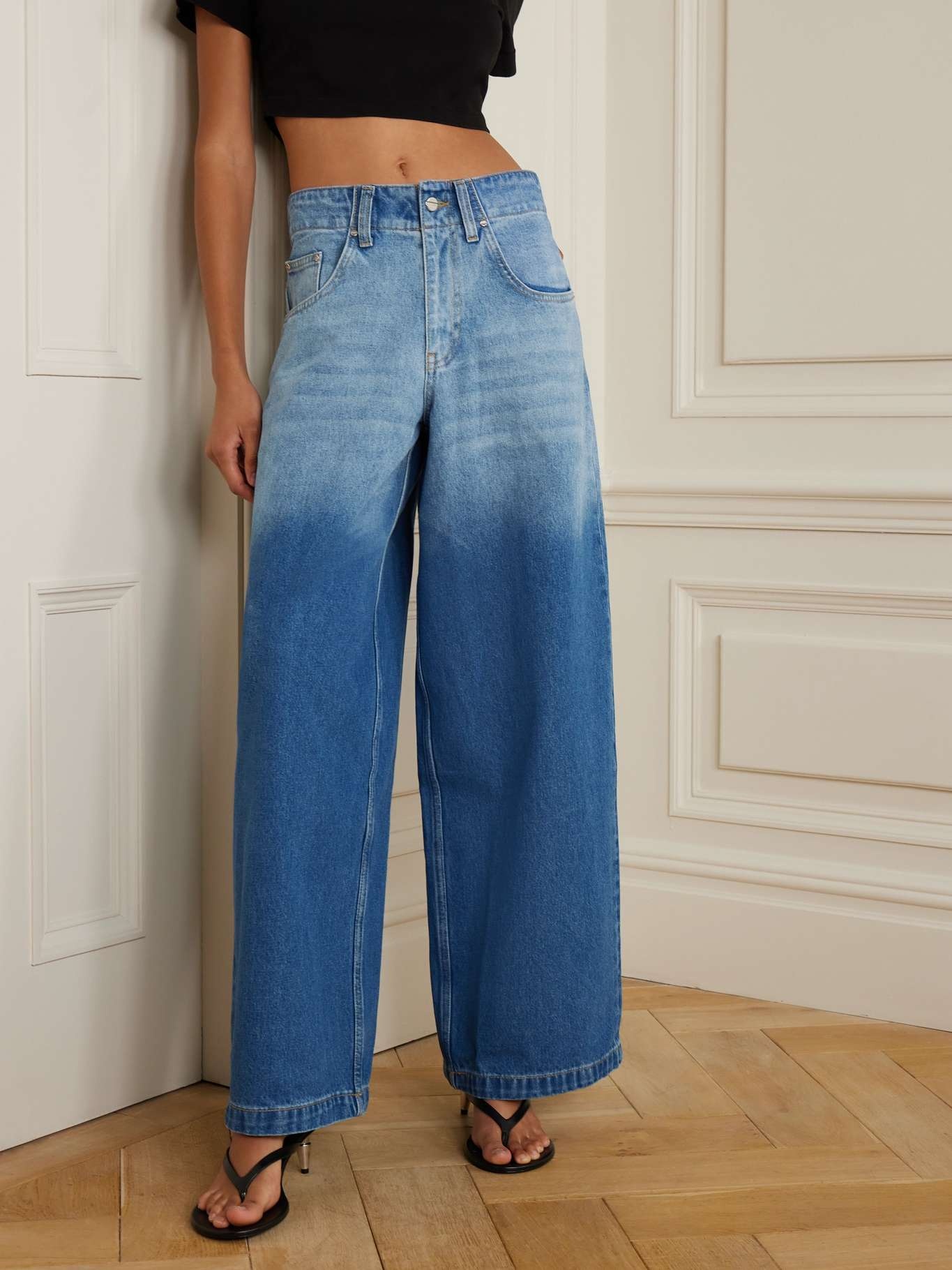 Low-rise wide-leg jeans - 3