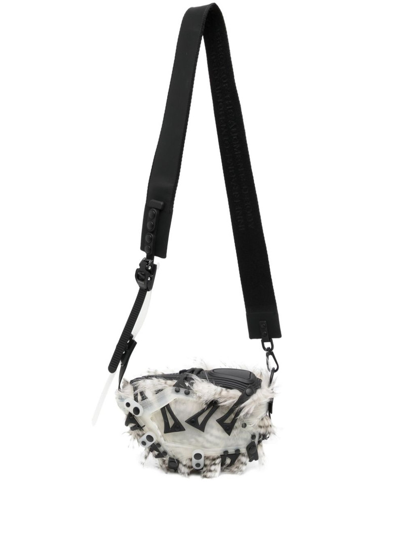 Object I14 smartphone bag 1