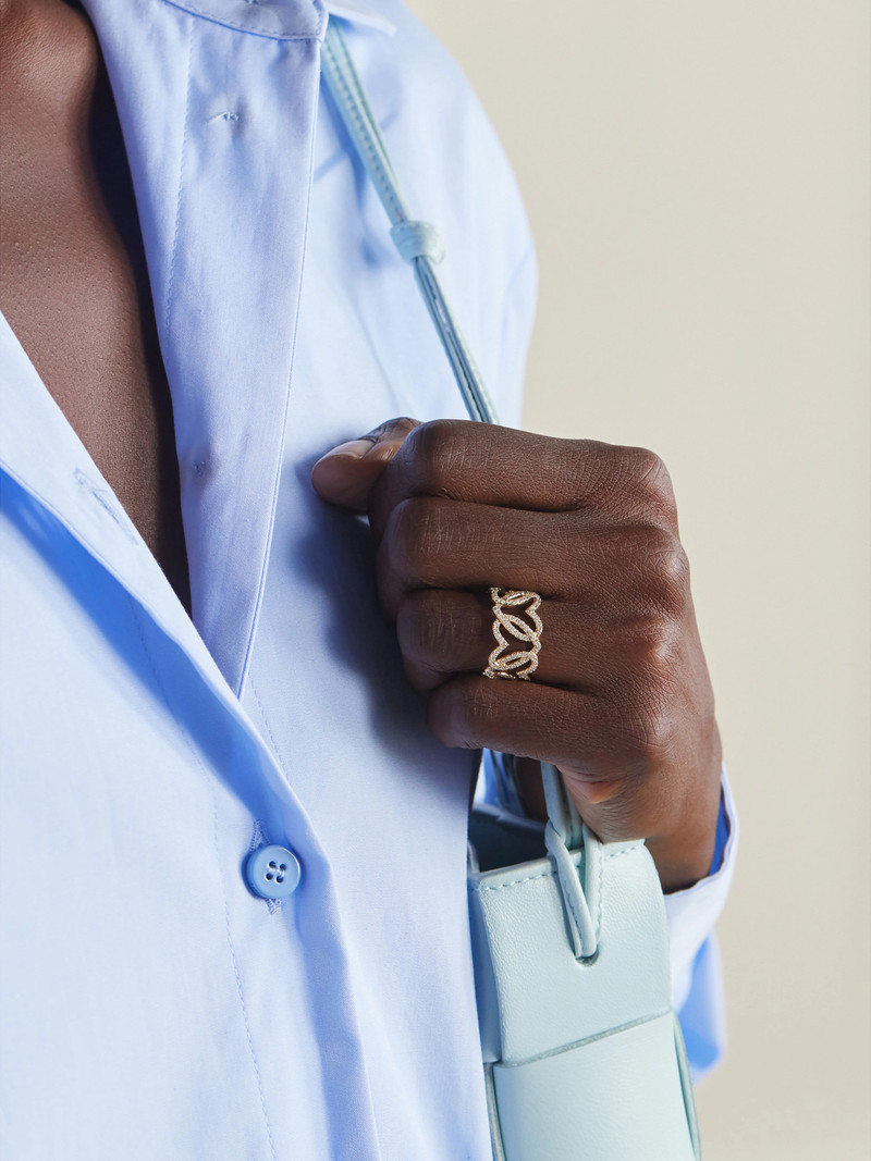 Yvonne Léon 18-karat Gold Diamond Ring outlook