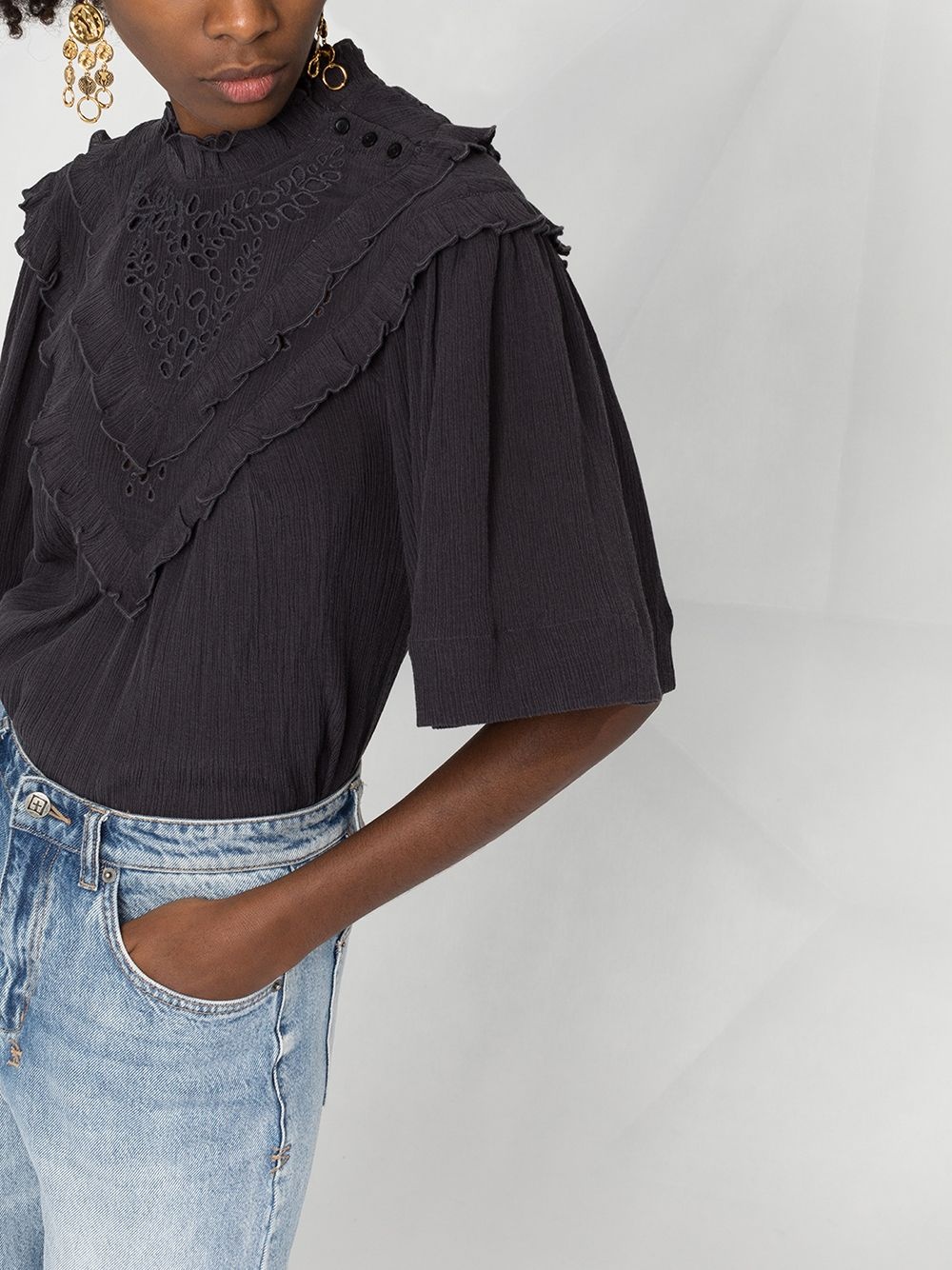 ruffle detail t-shirt with broderie anglaise - 5