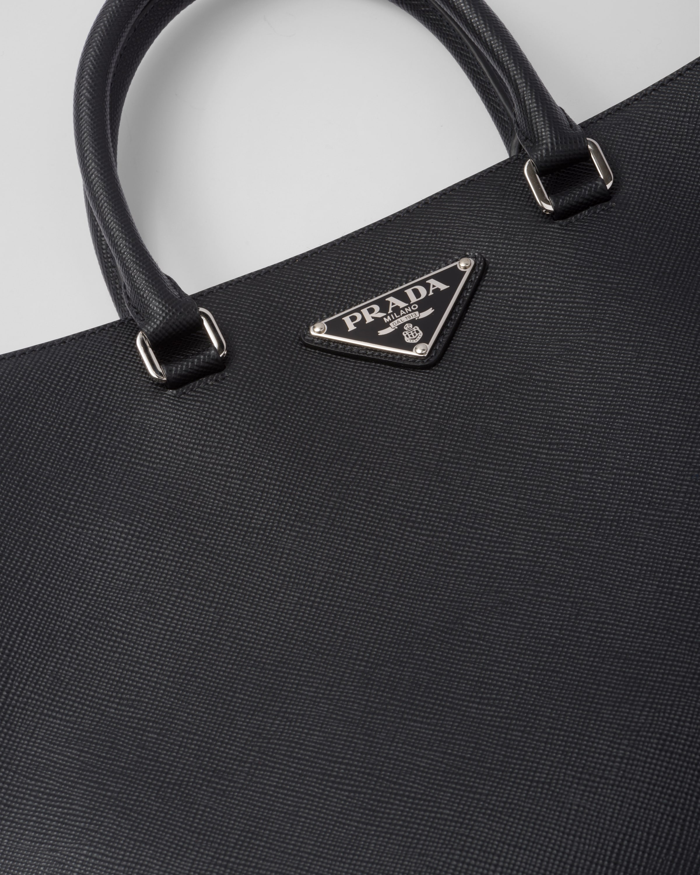 Saffiano leather tote bag - 7