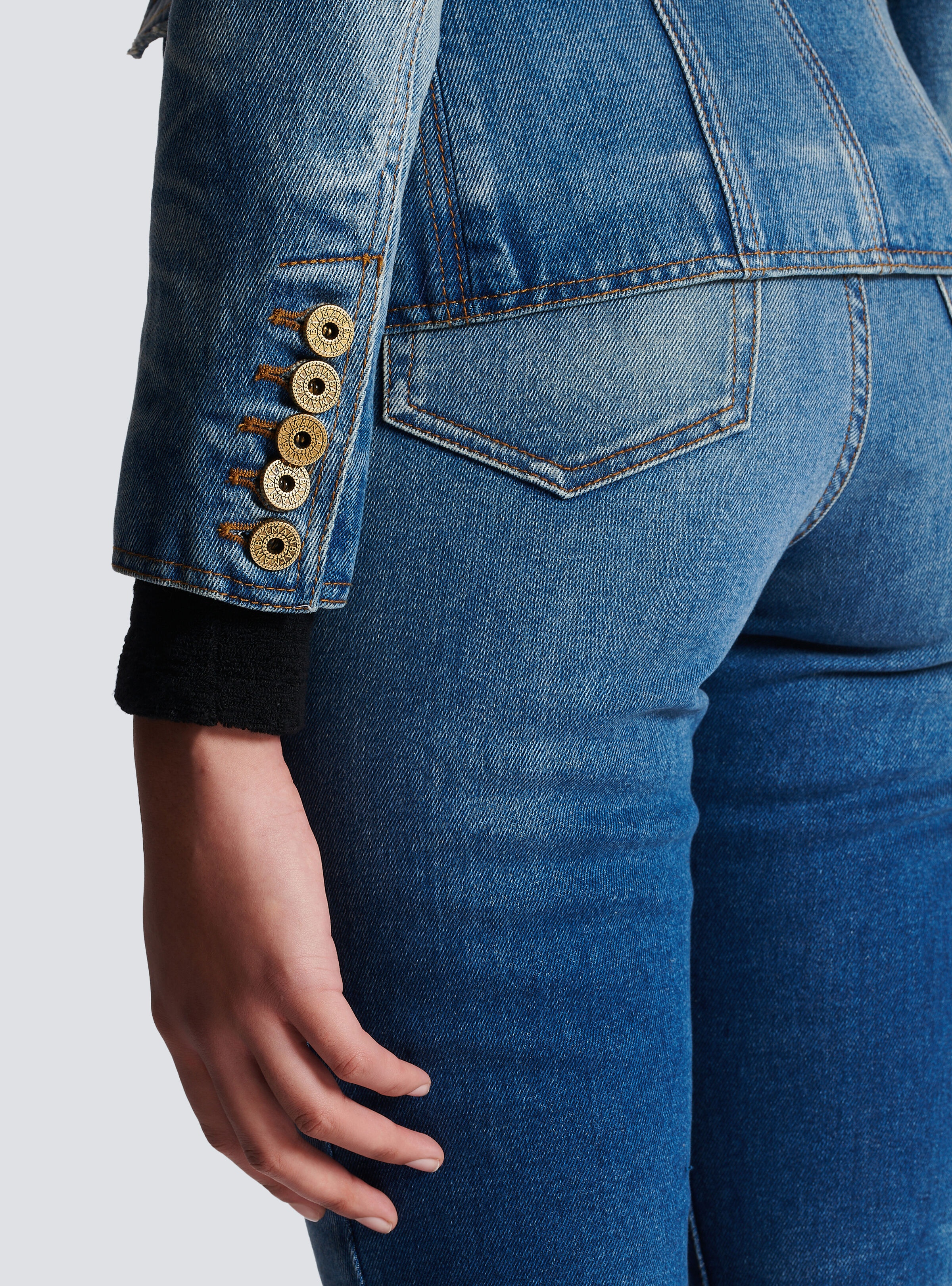 6-button denim jacket - 8
