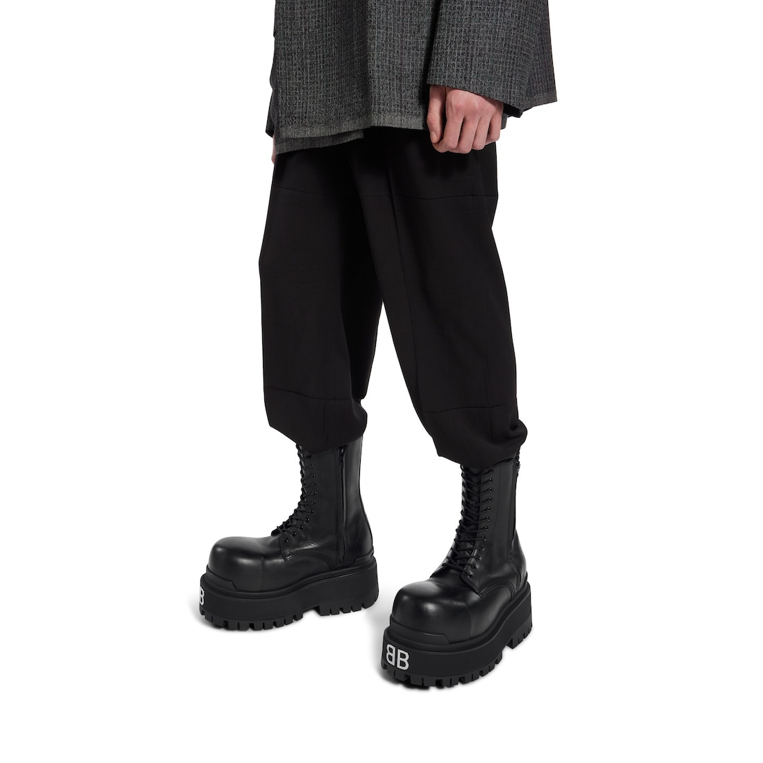 Men's Giant Boot  in Black - 9