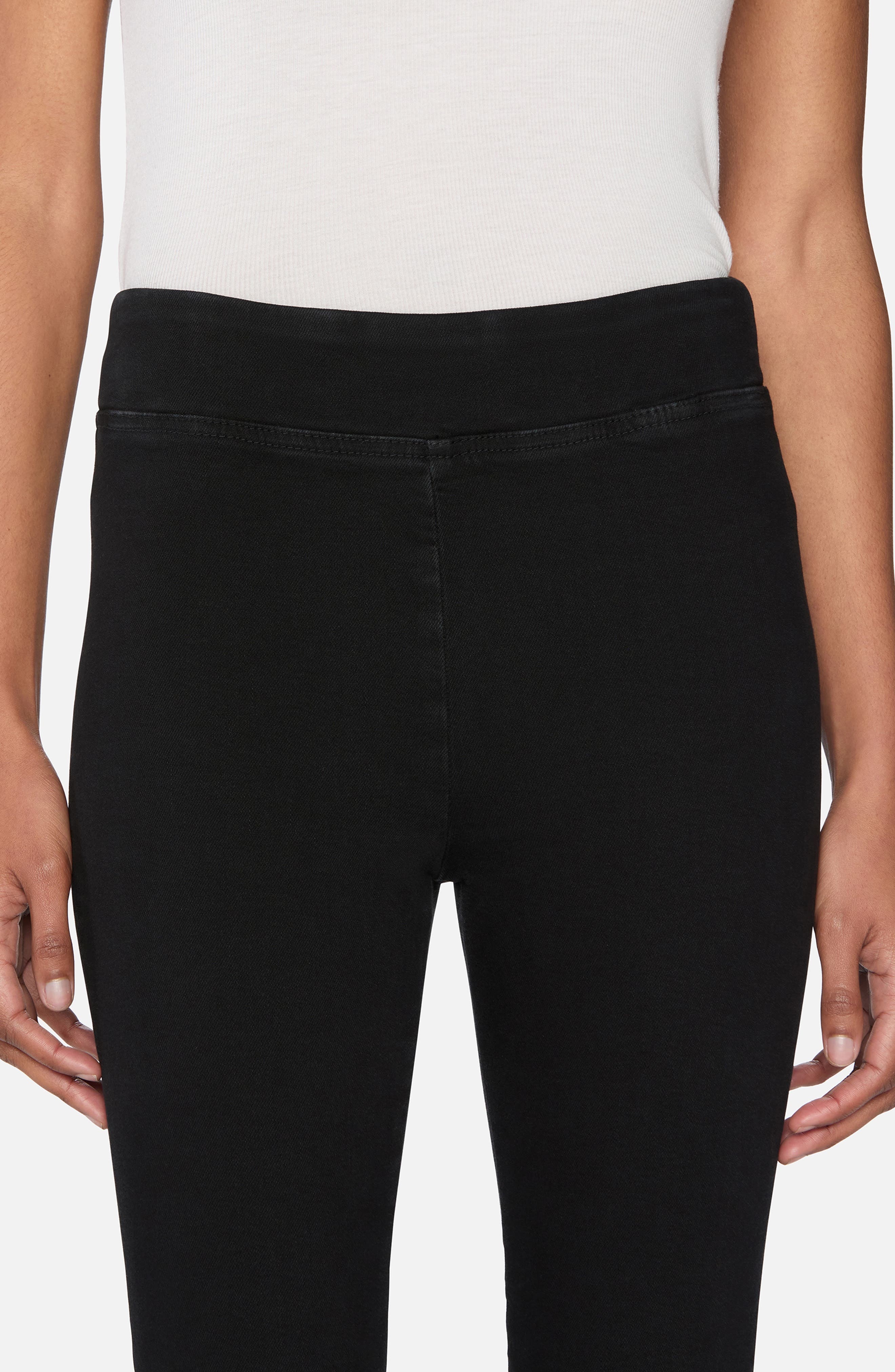 FRAME Jetset Weekend Pull-On High Waist Capri Jeans in Sheen Noir at Nordstrom - 4