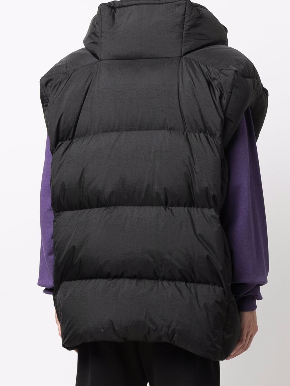 down-feather logo-print gilet - 4