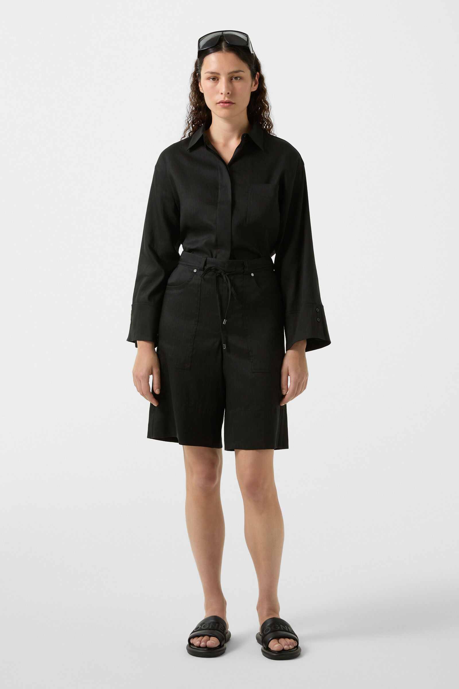 Bermudas Ramina in Black - 4