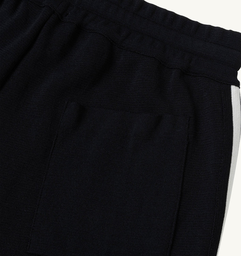 KNIT EMBROIDERED LOGO SHORT WOMAN 6