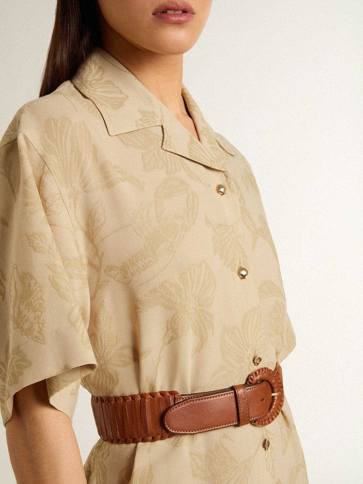 Women's short-sleeved shirt dress in beige floral jacquard - 5