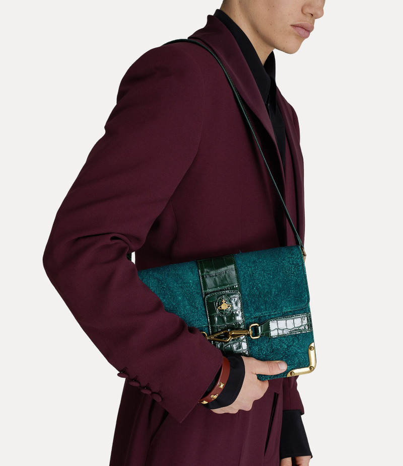 BELLA HORSEBIT FLAP M 7