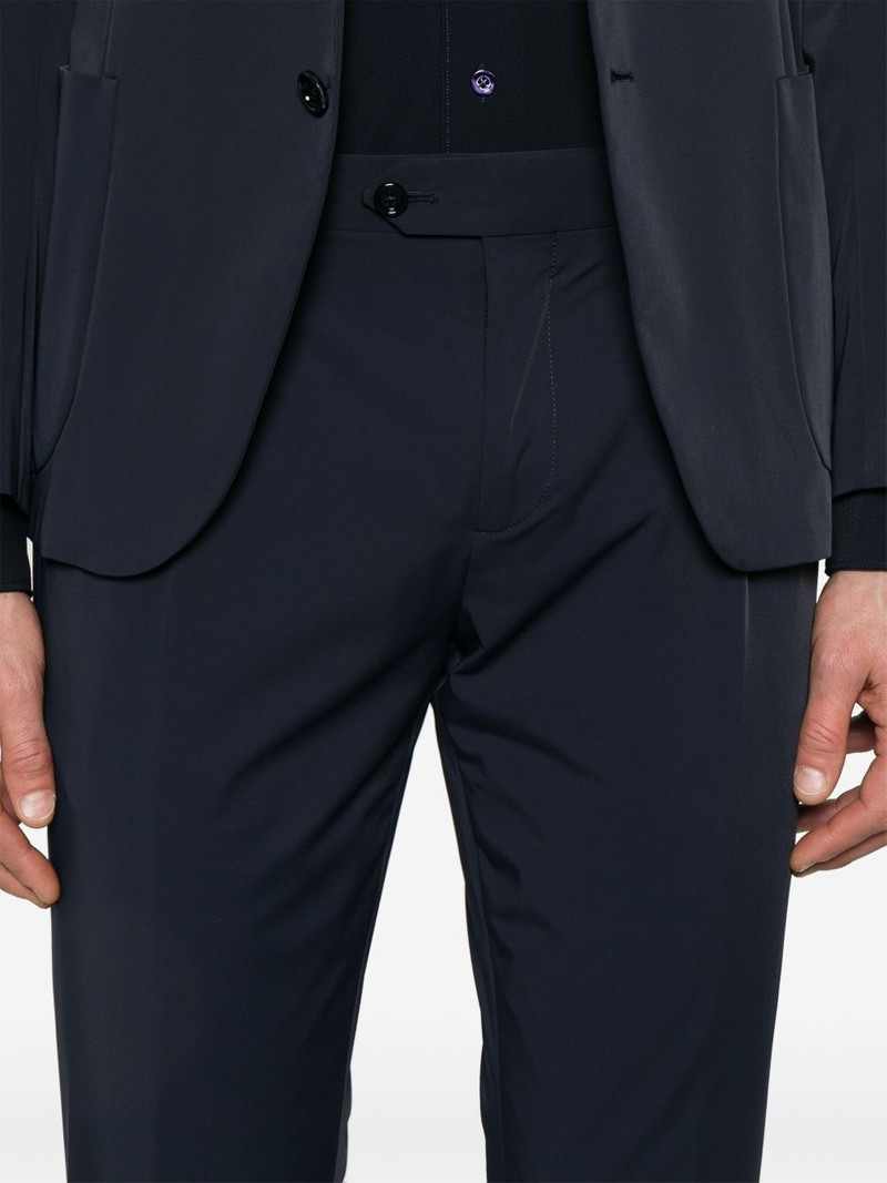 single-breasted suit 5