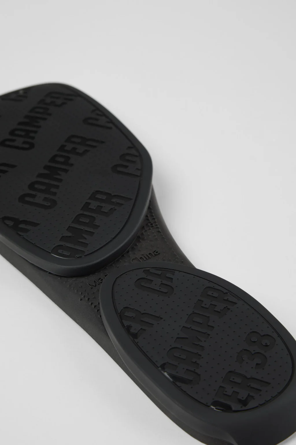 Right Niko Outsole Black outsoles (x2) for your right and left shoes. - 1