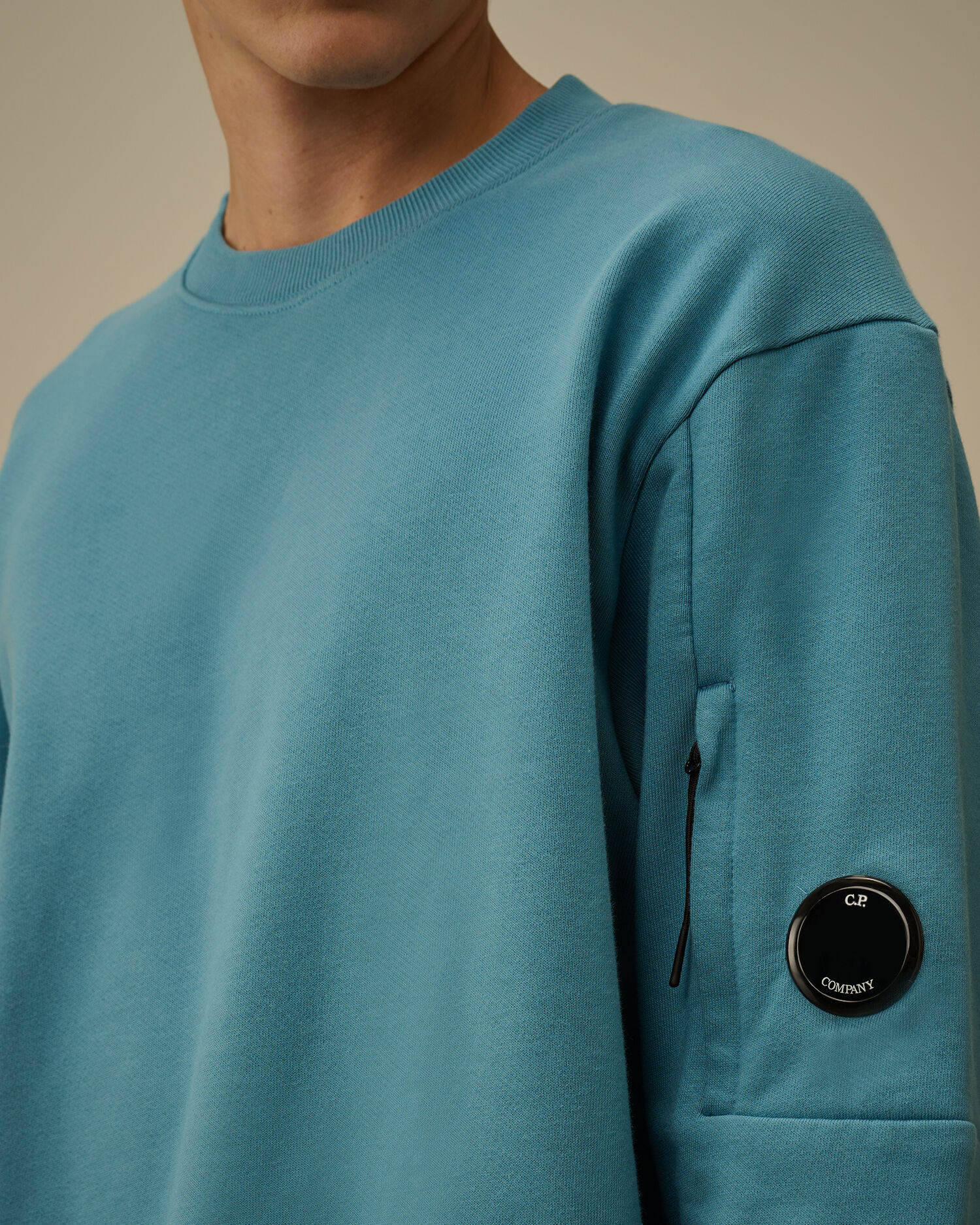 Diagonal Raised Fleece Crewneck Lens Sweatshirt - 5